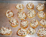 Foto del paso 5 de la receta: Sopa de arvejas verdes secas partidas con tostadas de queso de cabra. Jon Style