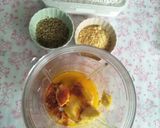 A picture of step 1 of Widaran / Telur Gabus.