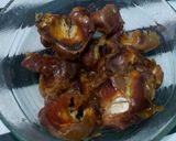 Foto langkah ke 1 dari resep Jus Kurma Almond.