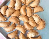 Foto langkah ke 3 dari resep Pastel Abon Mini Crispy.