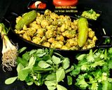 A picture of step 3 of Green Garlic Methi Pakore.