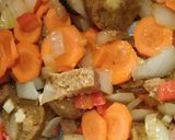 Foto del paso 3 de la receta: Guiso vegano de lentejas "aún no es Julio!"