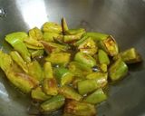 हलवाई स्टाइल आलू परवल की सब्जी Parwal aloo sabji recipe in Hindi रेसिपी चरण 2 फोटो