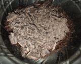 A picture of step 6 of Irish Strawberry Choco Cake.