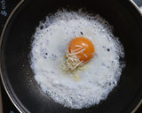 Foto del paso 2 de la receta: Bomba de huevo
