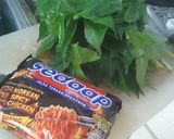รูปขั้นตอนการทำที่ 1 ของ Mie Sedaap Instant Noodle 4 Serious หมีกึ่งไก่เกาหลีแบบเอาจริง