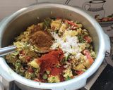 A picture of step 4 of Arhar Dal Masala Khichdi.