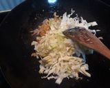 Foto langkah ke 2 dari resep Tumis Kubis & Ebi.