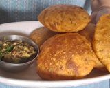 A picture of step 3 of Namkin puri.