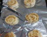 A picture of step 5 of Cream cheese chicken pinwheels.