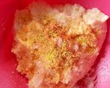 A picture of step 2 of Yam akara.