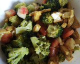 Foto del paso 4 de la receta: Ensalada de brócoli y pollo
