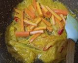 Foto langkah ke 6 dari resep Ikan Acar Bumbu Kuning.