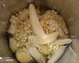A picture of step 1 of Mashed Green banana.