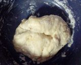 A picture of step 2 of Easy Pizza.