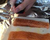 Lazac póréhagymás spárgával recept fázis 3 fotója