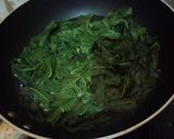 Foto langkah ke 1 dari resep Tumis Daun Singkong.