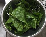 A picture of step 1 of Tropical green smoothie.