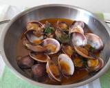 Foto del paso 3 de la receta: Almejas con vermut