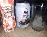Foto langkah ke 1 dari resep Grass Jelly Brown Sugar.