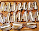 Foto del paso 3 de la receta: Camarones rellenos (momias)🌺