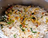A picture of step 3 of Nylon Poha Chivda.
