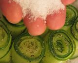 Csavart tejfölös uborkasaláta recept fázis 5 fotója