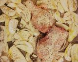 Foto del passaggio 3 della ricetta Pollo con finocchi gratinati al forno - ricetta light