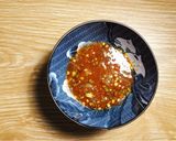 Hình bước làm 2 của món Salad mì gói