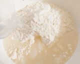 Hình bước làm 1 của món Bánh pancake hay còn gọi là bánh rán đôrêmon