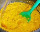 A picture of step 4 of Dal khichdi.