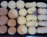 Foto langkah ke 9 dari resep Donat-Roti Sosis dengan wijen.