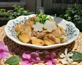 Hình bước làm 3 của món Su hào xào thịt ba rọi tóp mỡ