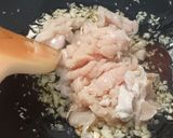 Foto langkah ke 2 dari resep Kwetiau Bumbu Nasi Goreng.