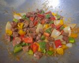 Hình bước làm 7 của món Mì ý bò lúc lắc