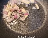 Foto langkah ke 3 dari resep Oseng kikil cabe hijau.