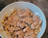 A picture of step 4 of Stuffed Pepper with turkey burger.