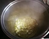 Foto del paso 1 de la receta Crema de hinojo con pan alemán 3 cereales - veggie