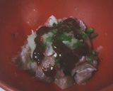 Foto del paso 2 de la receta: Cerdo en salsa BBQ, frijoles negros y arroz con fideos