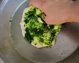 A picture of step 8 of Holi Special Natural Coloured Mini Buns.