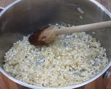 A picture of step 6 of Prawn and Asparagus Risotto.