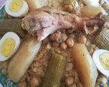 صورة لخطوة 4 من وصفة تريدة بالمرق الأبيض و الخضر