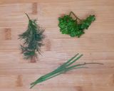 Zöldfűszeres-fokhagymás fűszervaj recept fázis 1 fotója