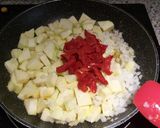 Foto del paso 2 de la receta Garbanzos salteados con verduras