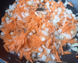 Foto del paso 4 de la receta: Tortilla de acelga (Ideal para los mañositos 😊)