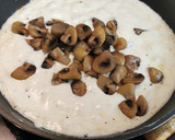 Foto del paso 5 de la receta: Paccheri a la crema de Gorgonzola con Champiñones