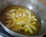 A picture of step 2 of Potato Honey Chilli.