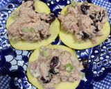 Foto del paso 3 de la receta: Ensalada de atún con arándanos sobre una cama de manzana