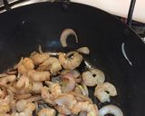 صورة لخطوة 2 من وصفة بآستا الروبيان 😋🍤