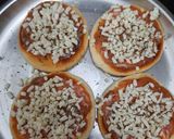 મીની ચીઝ પીઝા, (Mini Cheese pizza Recipe in Gujarati) રેસીપી સ્ટેપ3ફોટો